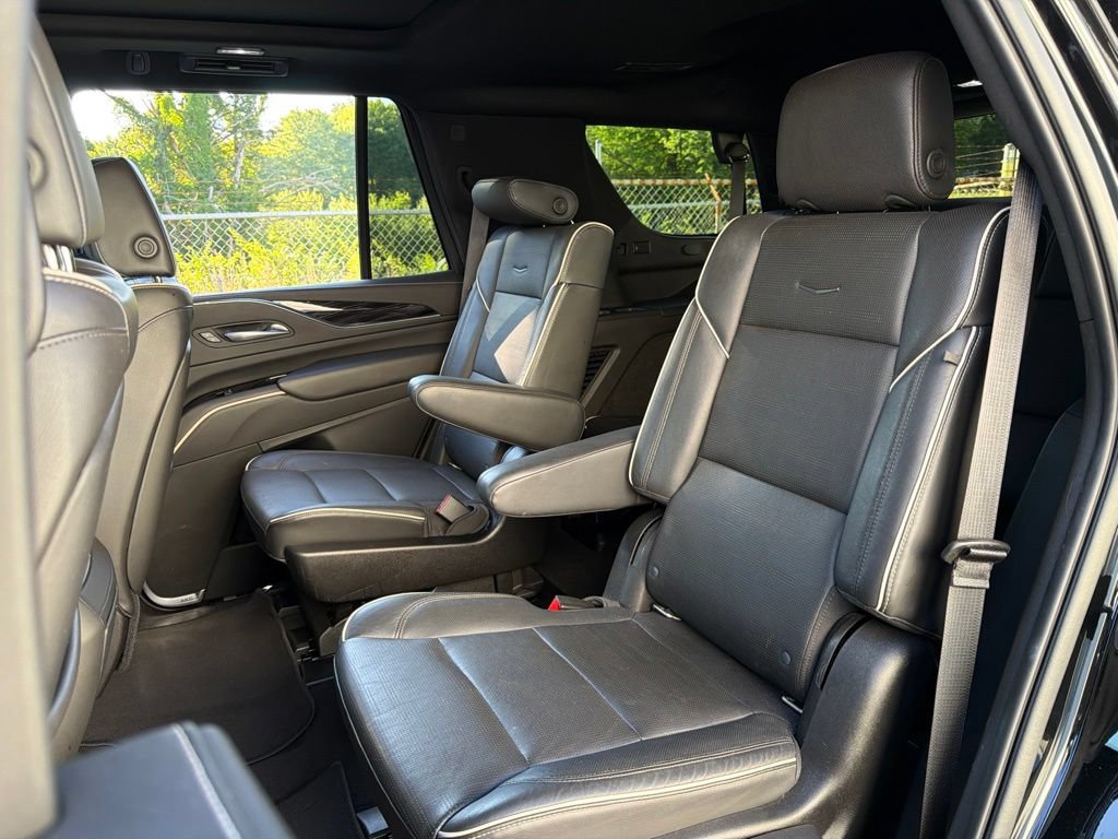 Used 2021 Cadillac Escalade Sport w/ Driver Assist Tech Package AWD/4WD image 22