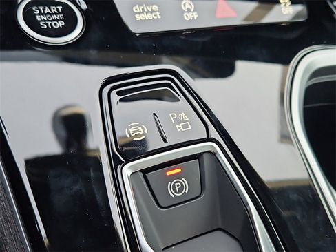 New 2026 Audi A6 Premium Plus image 11