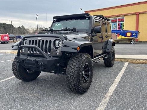 Used 2017 Jeep Wrangler Unlimited Sport w/ Quick Order Package 24S image 11