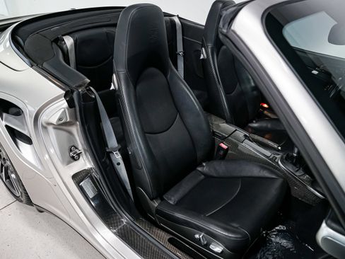 Used 2012 Porsche 911 Turbo image 30