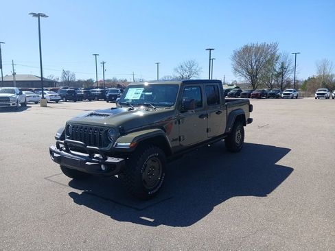 New 2026 Jeep Gladiator Willys AWD/4WD image 4