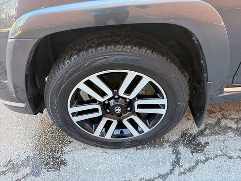 Used 2023 Toyota 4Runner Limited image 10