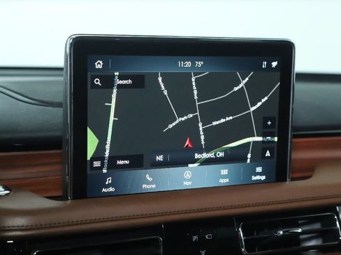 Certified 2023 Lincoln Aviator Reserve AWD/4WD image 26