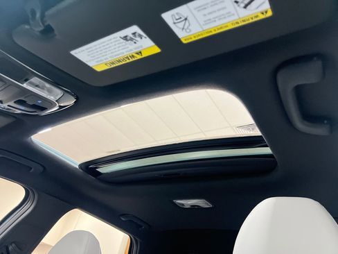 Used 2025 Hyundai Santa Cruz Limited image 23