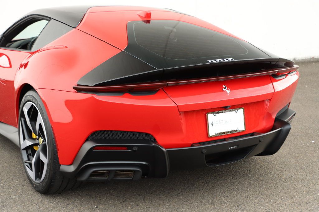 Certified 2026 Ferrari 12Cilindri RWD image 28