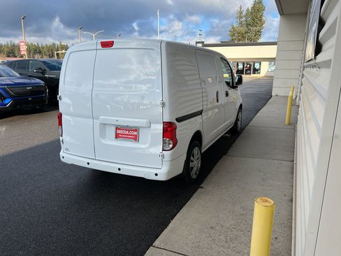 Used 2019 Nissan NV200 SV w/ Navigation Package image 5