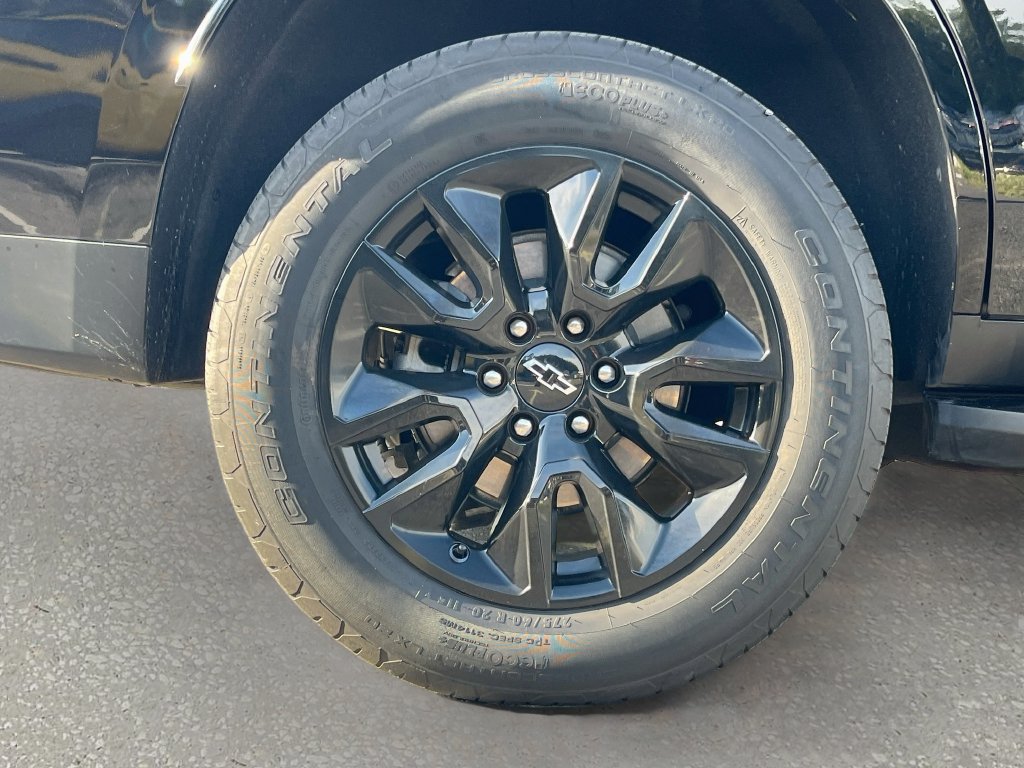 Used 2024 Chevrolet Tahoe LS w/ Driver Alert Package RWD image 29