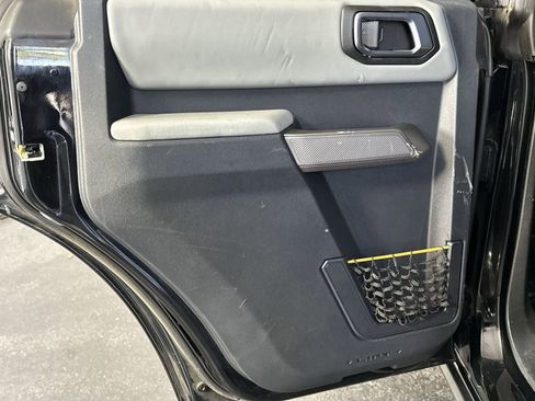 Used 2021 Ford Bronco Badlands image 33