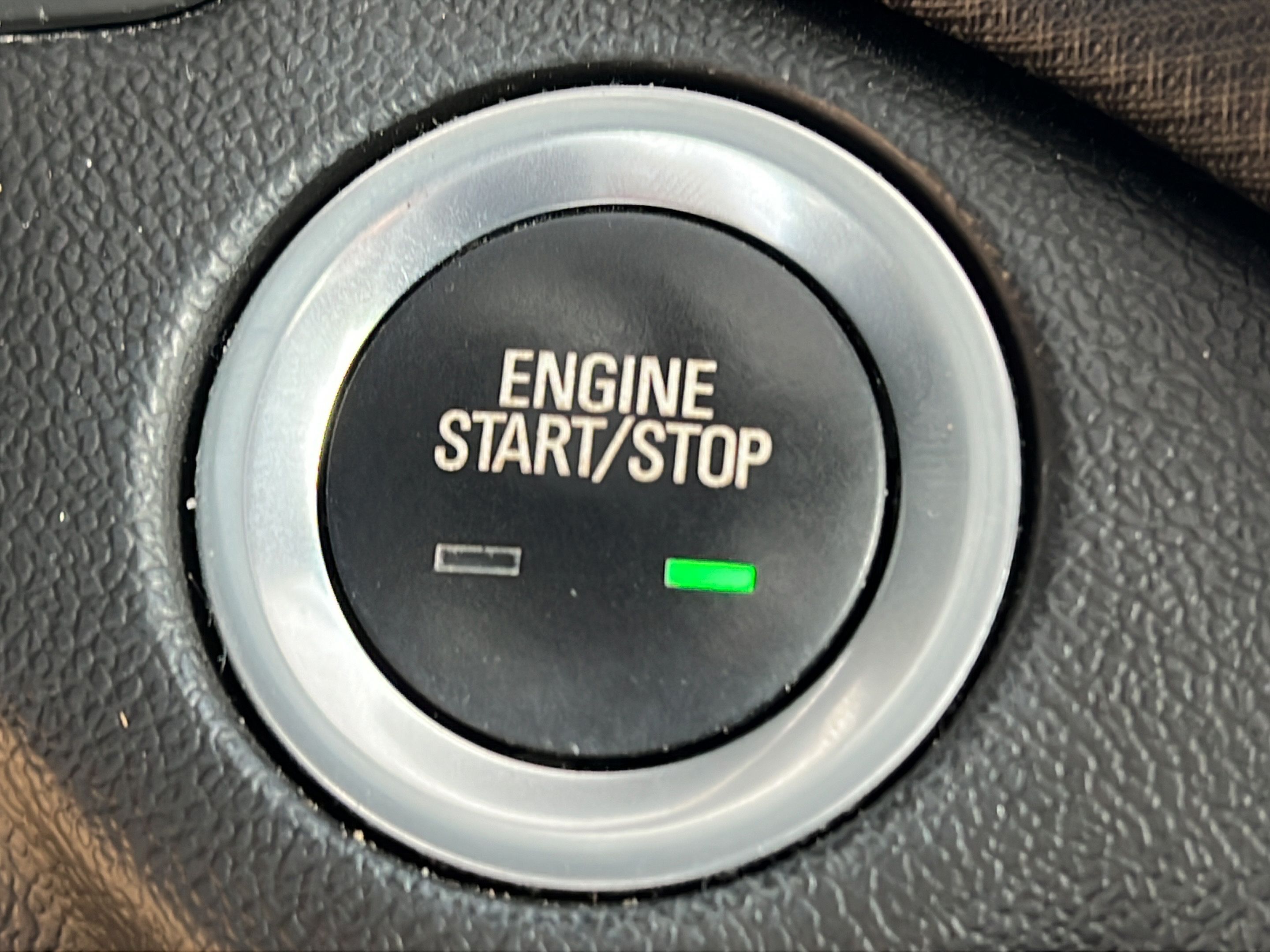 Used 2024 Chevrolet Equinox RS FWD image 23