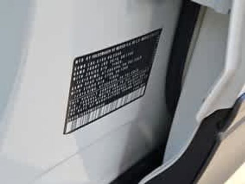 Used 2024 Volkswagen Tiguan SE FWD image 37