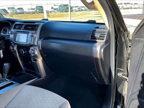 Used 2014 Toyota 4Runner SR5 image 16