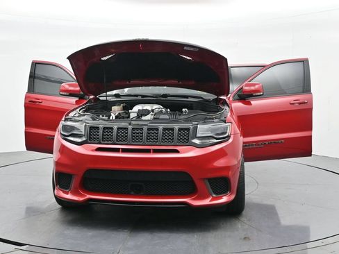 Used 2019 Jeep Grand Cherokee Trackhawk w/ Trailer Tow Group IV AWD/4WD image 39