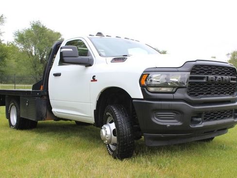 Used 2023 RAM 3500 Tradesman image 11