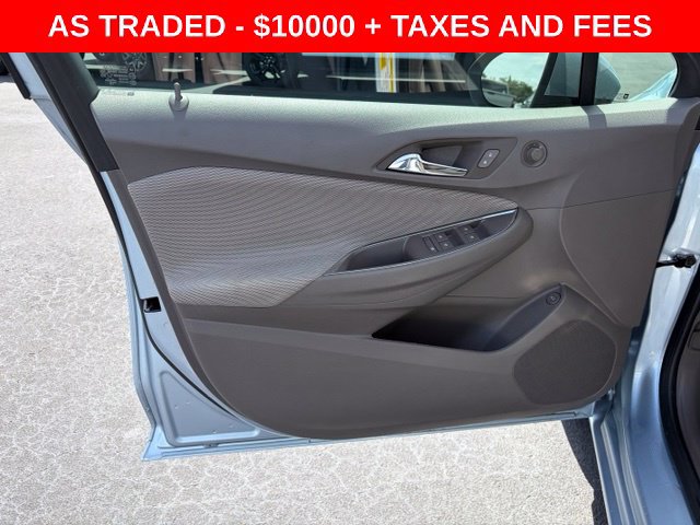 Used 2018 Chevrolet Cruze LS FWD image 12