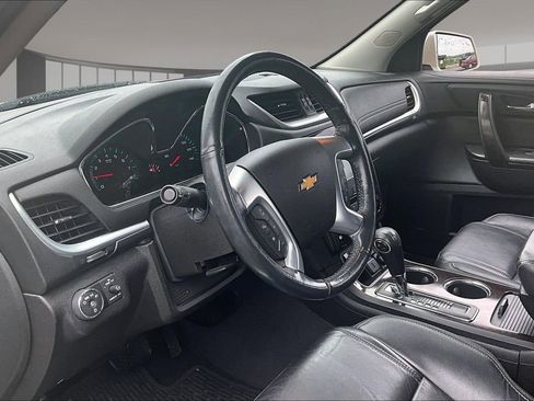 Used 2015 Chevrolet Traverse LTZ FWD image 13