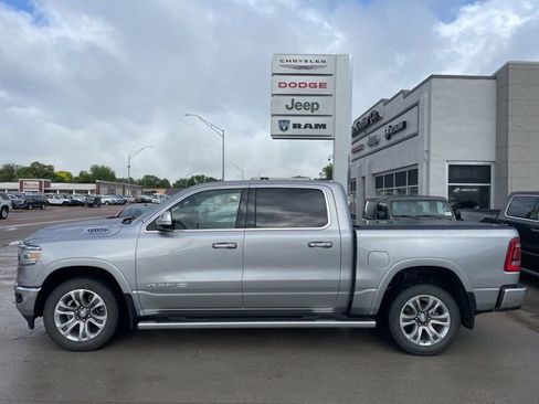Used 2022 RAM 1500 Limited image 1