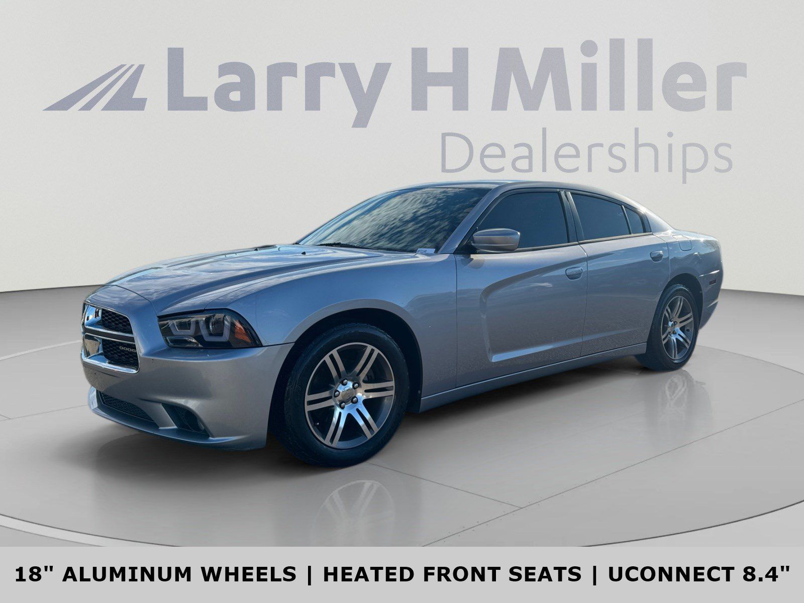 Used 2014 Dodge Charger SXT RWD image 1