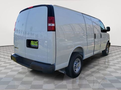 New 2025 Chevrolet Express 2500 w/ Driver Convenience Package image 3