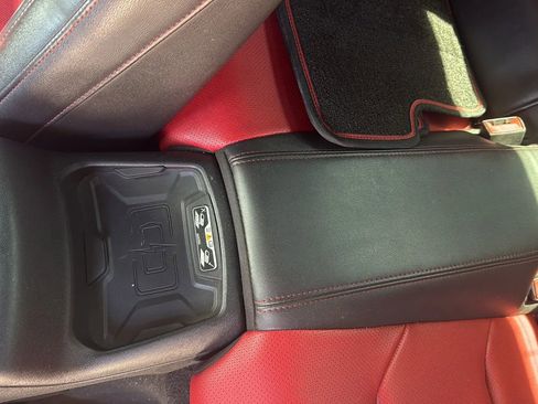 Used 2017 Chevrolet Camaro SS RWD image 23
