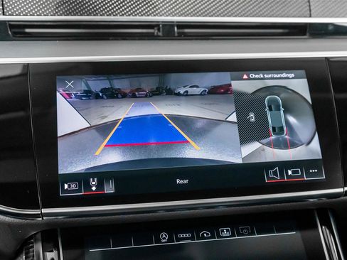 Used 2022 Audi S8 w/ S8 Executive Package image 44