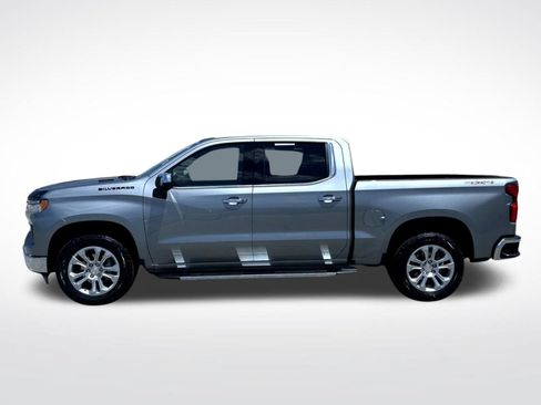 Certified 2025 Chevrolet Silverado 1500 LTZ w/ LTZ Convenience Package II AWD/4WD image 9