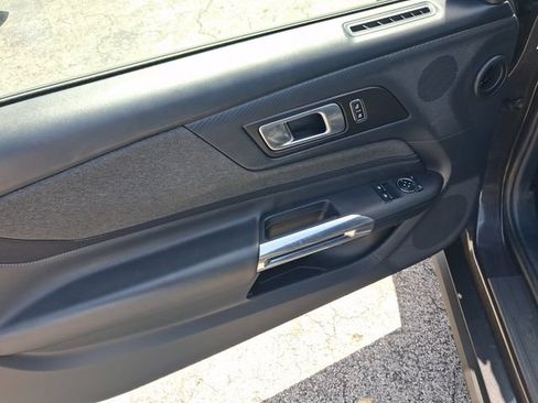 Used 2024 Ford Mustang Coupe RWD image 9