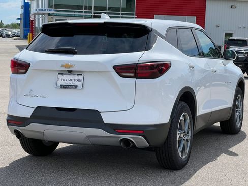 Used 2025 Chevrolet Blazer LT AWD/4WD image 9
