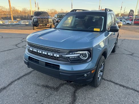 Used 2021 Ford Bronco Sport Badlands w/ Badlands Package image 3