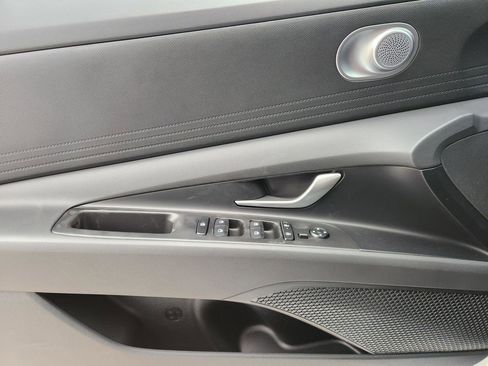 New 2026 Hyundai Elantra Blue image 21