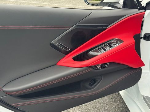 Used 2023 Chevrolet Corvette Stingray Premium Conv w/ Z51 Performance Package image 37