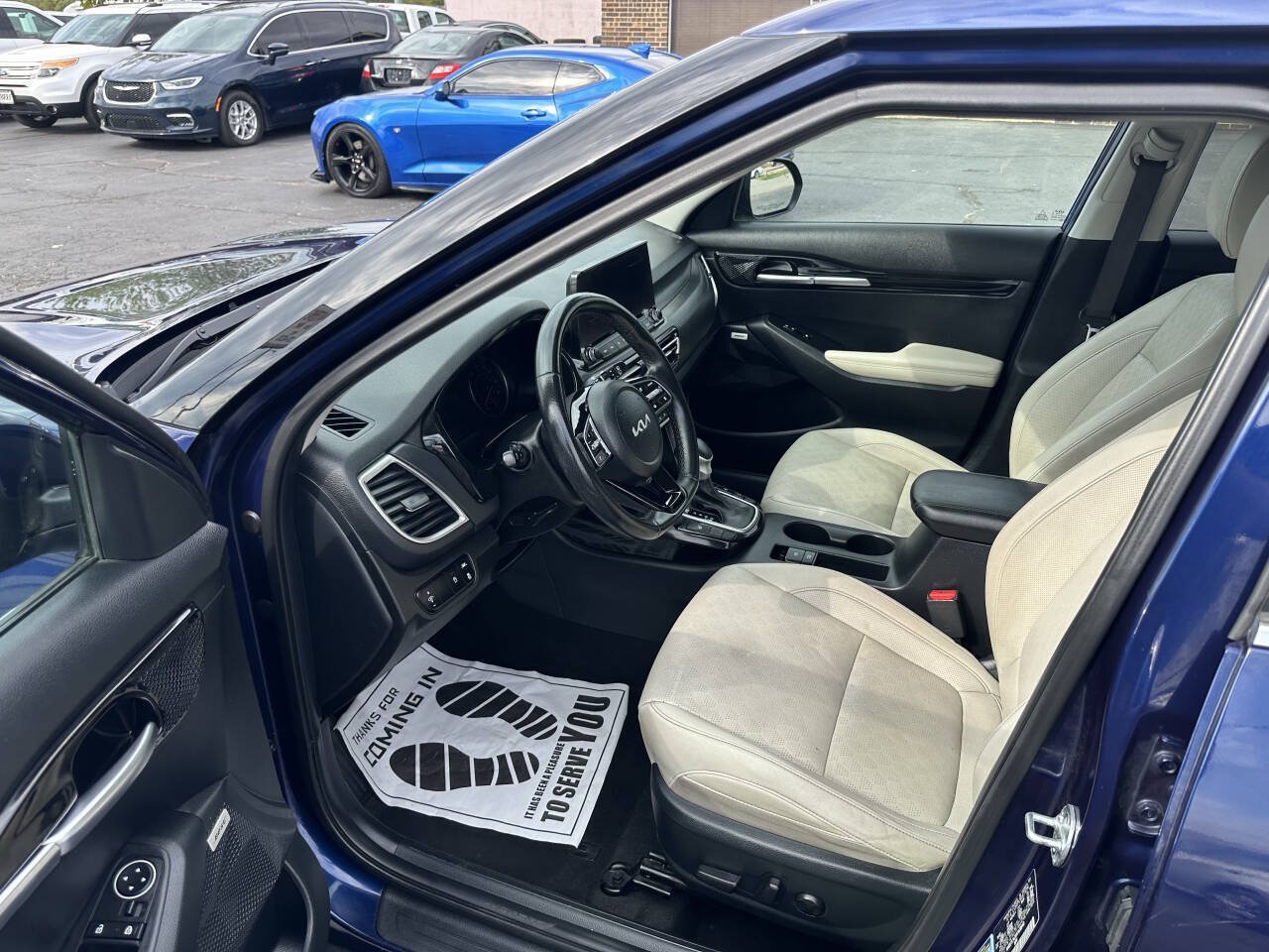 Used 2023 Kia Seltos SX AWD/4WD image 12