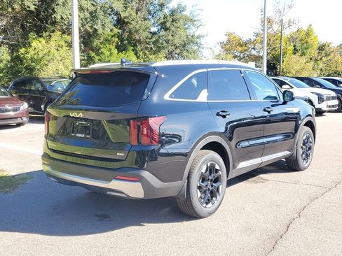New 2026 Kia Sorento S image 6