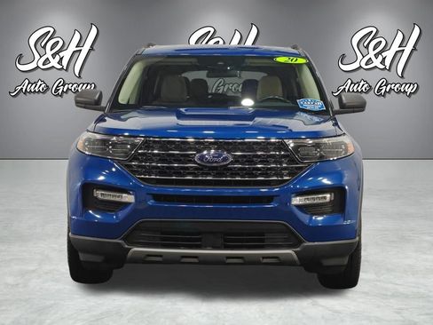 Used 2020 Ford Explorer XLT w/ Equipment Group 202A AWD/4WD image 15