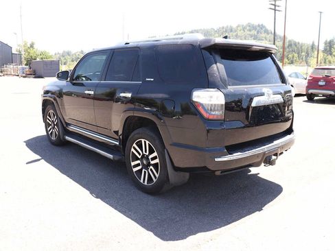 Used 2015 Toyota 4Runner Limited AWD/4WD image 7
