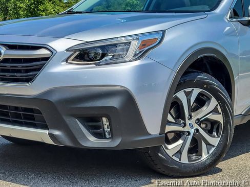 Certified 2022 Subaru Outback Limited XT AWD/4WD image 3