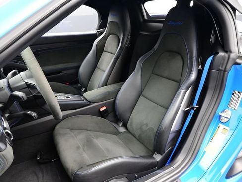 Certified 2023 Porsche 718 Boxster Spyder RWD image 5