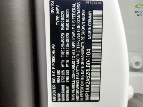 Used 2024 Porsche Macan w/ Premium Plus Package AWD/4WD image 74