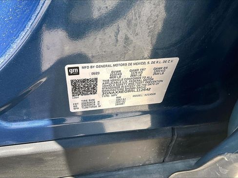Used 2024 Chevrolet Equinox Premier AWD/4WD image 30