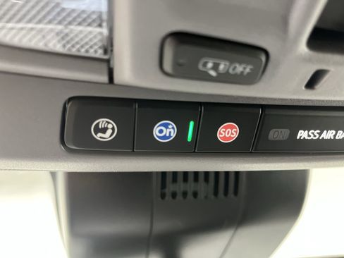 Certified 2023 Chevrolet Silverado 1500 LTZ image 29