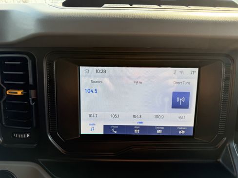 Used 2023 Ford Bronco Badlands image 17