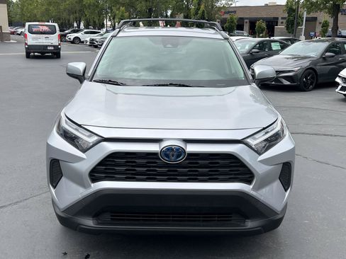 Used 2024 Toyota RAV4 XLE AWD/4WD image 3