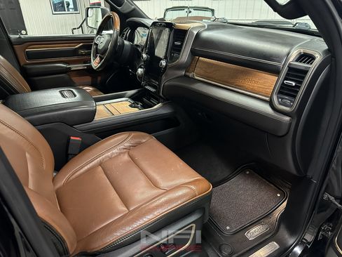 Used 2020 RAM 1500 Limited AWD/4WD image 43