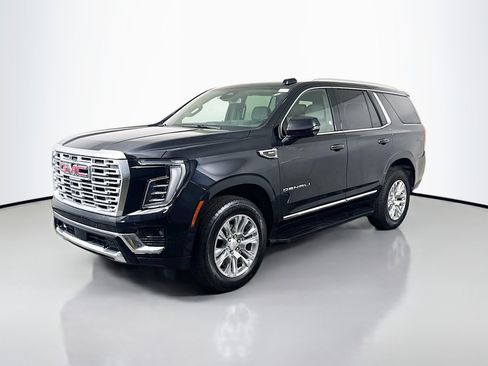 Used 2025 GMC Yukon Denali AWD/4WD image 4