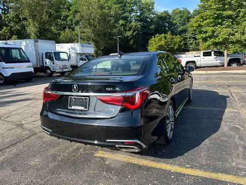 Used 2018 Acura RLX w/ Technology Package FWD image 4