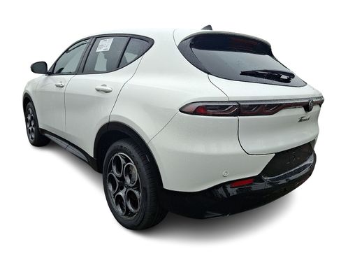 New 2026 Alfa Romeo Tonale AWD/4WD image 3