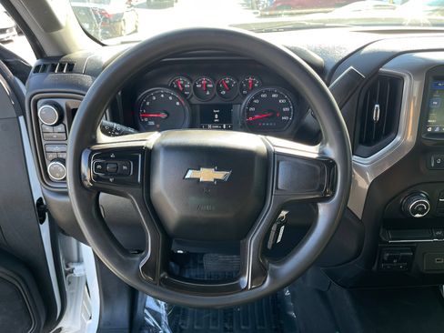 Used 2020 Chevrolet Silverado 2500 W/T w/ WT Convenience Package AWD/4WD image 18
