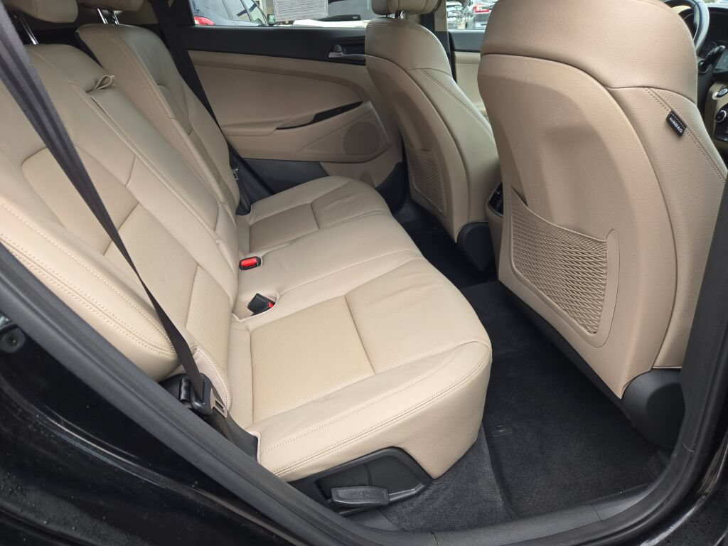 Used 2016 Hyundai Tucson Limited FWD image 14