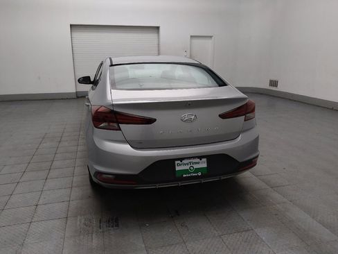 Used 2020 Hyundai Elantra SE w/ Cargo Package (C1) FWD image 6