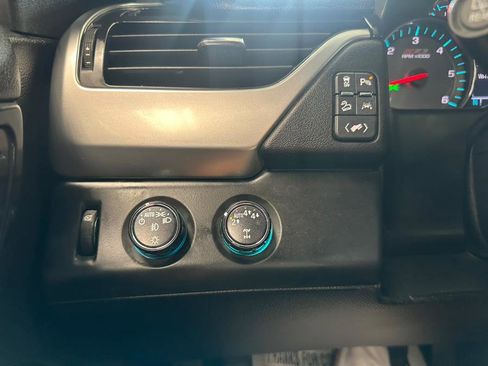 Used 2018 Chevrolet Tahoe LT image 42