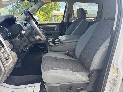 Used 2017 RAM 2500 SLT w/ Snow Chief Group AWD/4WD image 7